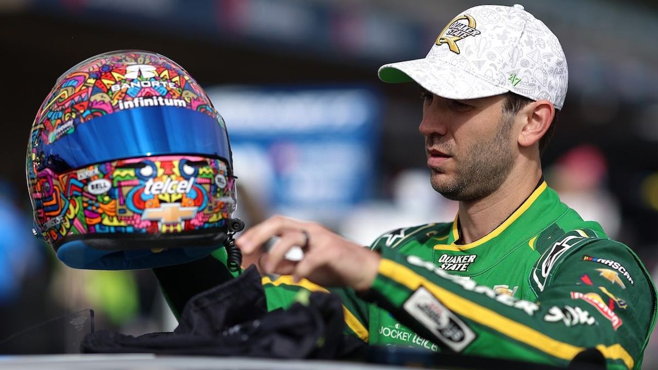http://www.redpat.tv//uploads/nascar_461739c29f.jpg
