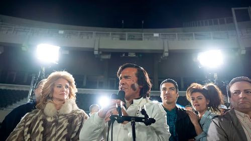 Sbaraglia se sumerge en el personaje de Menem sin juzgarlo para la nueva serie de Prime Video