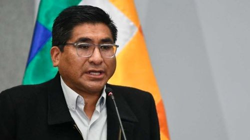 Exministro Huanca acude a la Felcc para firmar garantías en el caso Emapa