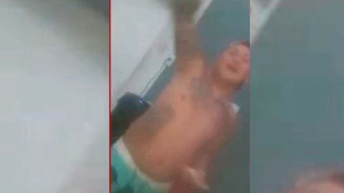 Recluso por el asesinato de su hermana publicó videos con dinero y droga desde Palmasola