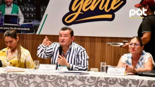 Alcalde Fernández advierte que trabas en el Concejo ponen en riesgo obras en Santa Cruz