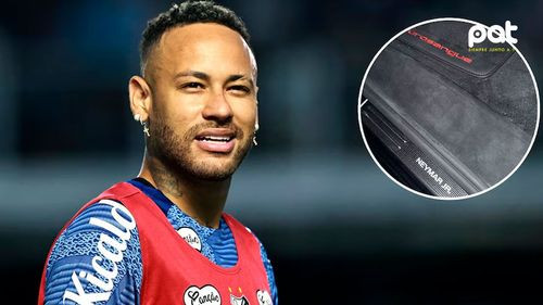 Neymar compra una Ferrari de lujo mientras se recupera de su lesión