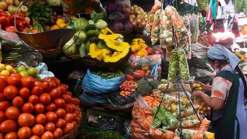 Baja del dólar todavía no reduce precios de alimentos