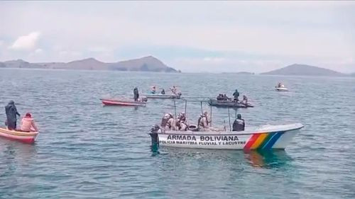 Recuperan cuerpo de pescador en el Lago Titicaca