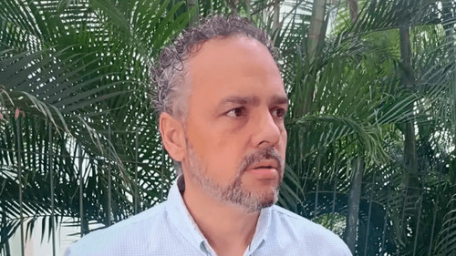 Renuncia el vicepresidente de la CAO y se suma al proyecto de Mamen Saavedra