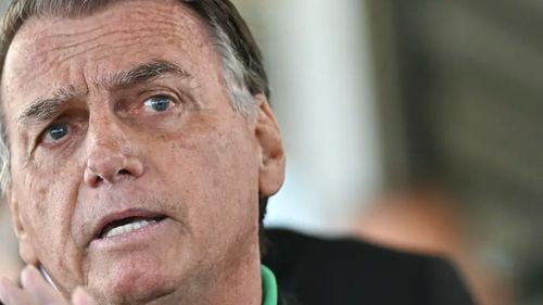 Bolsonaro es llevado a la Policía Federal para imponerle tobillera electrónica por orden judicial