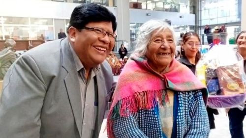 El Alto presentó actividades por el Mes del Adulto Mayor