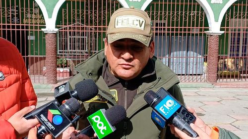 Aprehenden a dos profesores en El Alto denunciados por violación a una menor de edad