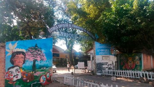 Aspirantes a la Normal Enrique Finot protestan por cupos y denuncian presunta venta de notas