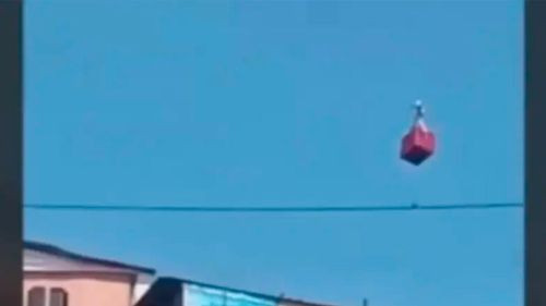 En Perú crean “El cheleférico”: ingeniosa solución para trasladar objetos sin esfuerzo