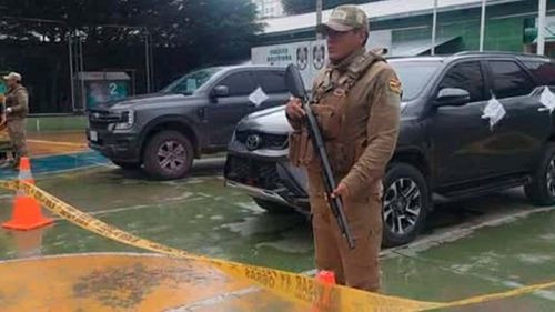 Recuperan en Oruro tres vehículos robados en Argentina