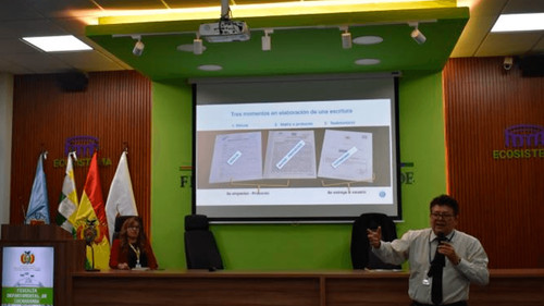 Fiscalía de Cochabamba capacita a fiscales en materia notarial