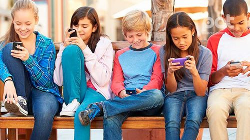 Dinamarca prohíbe el uso de redes sociales a menores de 15 años sin consentimiento parental