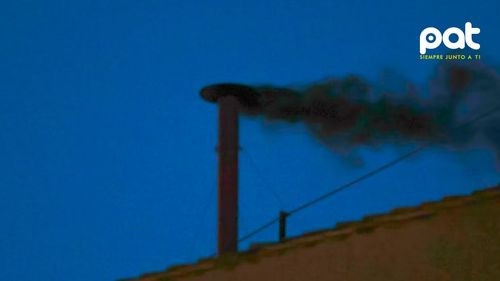 Fumata negra en el Vaticano: sin acuerdo en la primera votación del cónclave