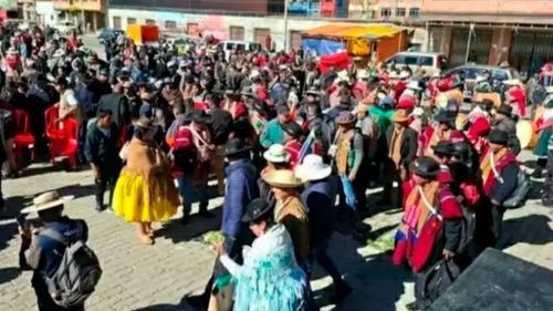 Cabildo impulsado por Condori genera polémica en la ALP