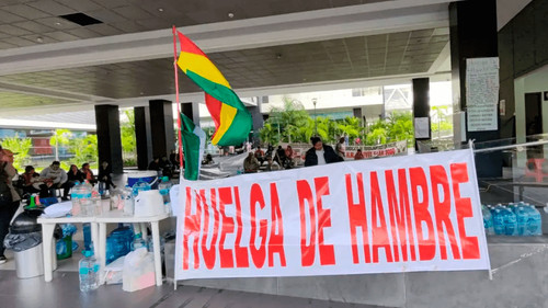 Trabajadores en salud de Santa Cruz mantienen huelga de hambre y paro a la espera de ampliado