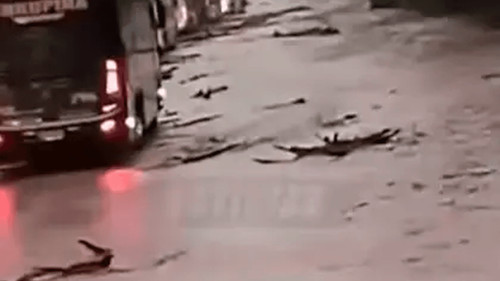 Ruta internacional 9 queda intransitable entre Yacuiba y Villa Montes por intensas lluvias