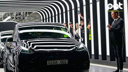  Musk enfrenta doble revés: Desplome en Tesla y fallo masivo en X, sufre pérdidas millonarias en un solo día