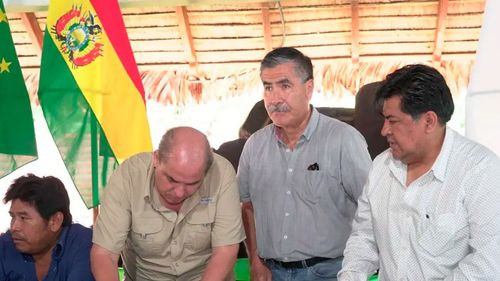 Gobierno y campesinos de Beni acuerdan sobre Ley 1720 y levantan medidas en Rurrenabaque