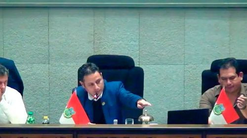 Censura a Medinaceli no prospera por división en la Asamblea