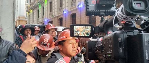 Diálogo entre Gobierno y COB entra en cuarto intermedio; autoridad pide propuestas claras