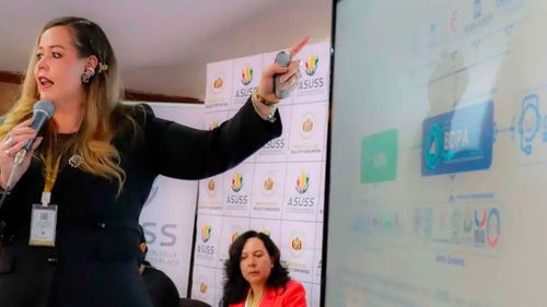 Exdirectora de Asuss rechaza acusaciones de corrupción y anuncia proceso contra la ministra de Salud