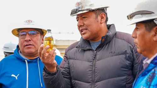 Choferes verifican calidad de gasolina en Senkata y afirman que cumple parámetros