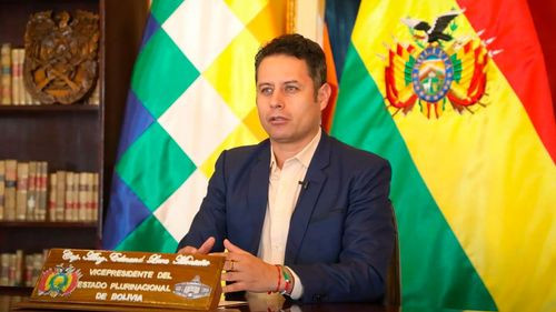 Lara critica a Camacho y pide elegir nuevas autoridades en santa cruz en las subnacionales