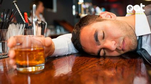 Un nuevo antídoto oral contra la intoxicación por alcohol y la resaca: Hidrogel de proteínas lácteas 