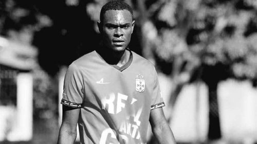Guillermo Denis Beltrán, Jugador de Real Santa Cruz Fallece Tras Desvanecerse en la Práctica de Hoy