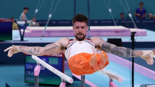 Gimnasta neerlandés Casimir Schmidt sorprende en los Juegos Olímpicos de París por sus tatuajes de Pokémon