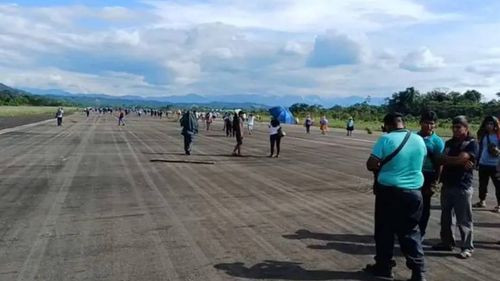 Evistas toman el aeropuerto de Chimoré y expanden bloqueos en la región