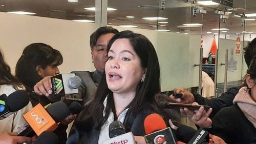 Diputada Román denuncia que Arce entregó planta de soya sin concluirla; la obra no tiene acta de entrega
