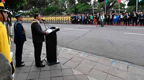Arce llama a la unidad y paz social en el año del Bicentenario