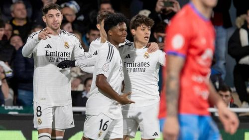El Real Madrid se lo toma en serio y golea al Deportiva Minera (0-5)