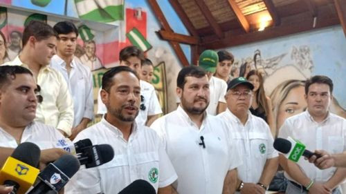 Stello Cochamanidis se postula para la presidencia del Comité Cívico Pro Santa Cruz