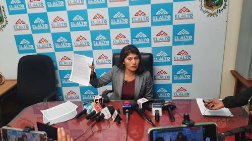 Ratifican que Alcaldesa Copa solicitó permiso al Concejo para viajar a Sucre por el Bicentenario
