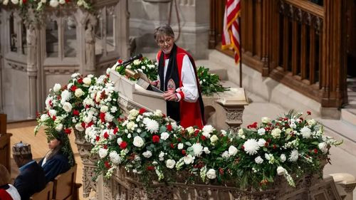 ¿Quién es Mariann Edgar Budde, la obispa que apeló a Trump?