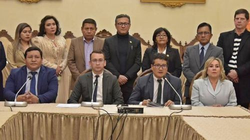 La crisis golpea a la Justicia y la Policía reduce patrullajes por la falta de combustibles