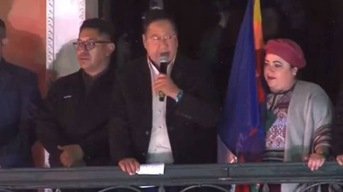 Arce presenta segunda renuncia y declina postular al Senado