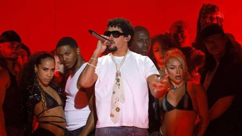 El potente mensaje de apoyo a los inmigrantes en EEUU que lanza Bad Bunny en el videoclip de &quot;NUEVAYoL&quot;