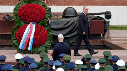 Putin duplicó el gasto militar ruso y necesitó 25.674 millones de dólares para incorporar 200.000 soldados en seis meses
