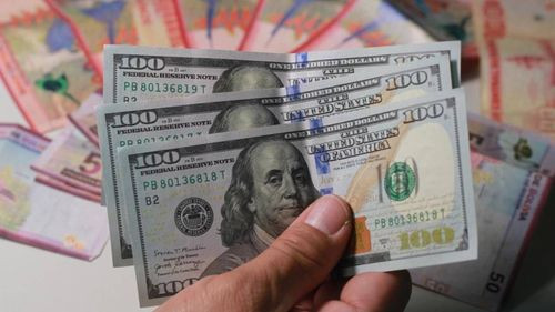 Dólar paralelo cae a Bs 13,61 y consolida tendencia a la baja en el mercado informal