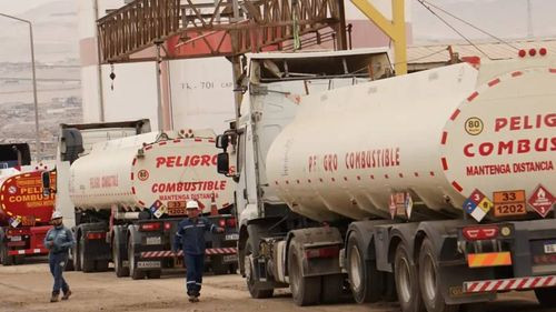 Entre enero y junio, Bolivia pagó más de $us 1.000 millones por la importación de combustibles, según el BCB