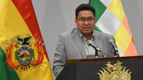 Aguilera confirma que orden de aprehensión contra Evo aún no llega a la policía
