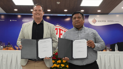 YPFB y CANACOL firman cuatro contratos y estiman inversión de USD 270 millones