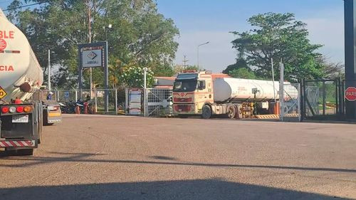 Una crisis de combustible marca la segunda vuelta presidencial en bolivia
