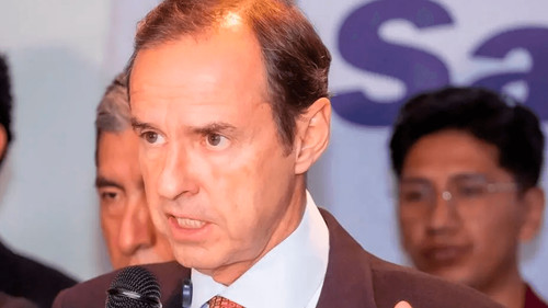 Tuto Quiroga denuncia fallas en su vehículo y cuestiona la calidad de la gasolina