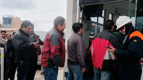 Verifican calidad de gasolina en planta de Senkata tras acuerdo con transportistas