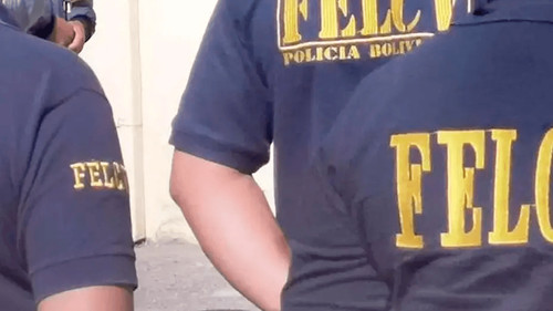 Madre presencia el feminicidio de su hija y exige justicia en Samaipata